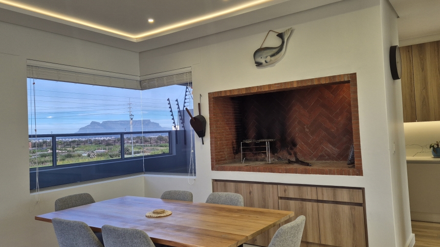 4 Bedroom Property for Sale in Sandown Western Cape